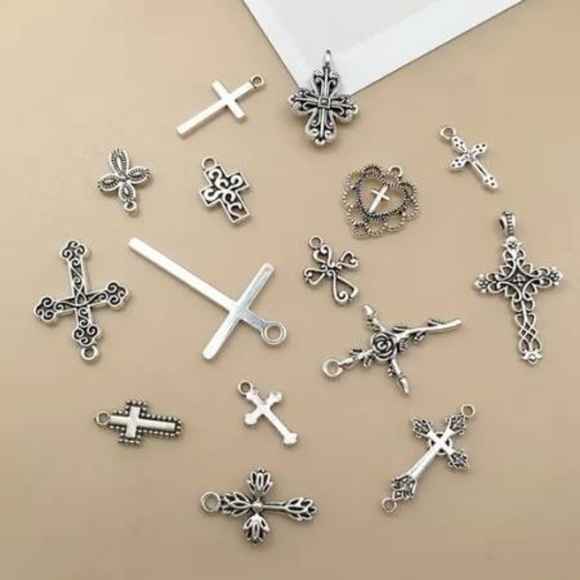 15 Piece Cross Pendant Lot NEW Charms For DIY - Picture 6 of 8